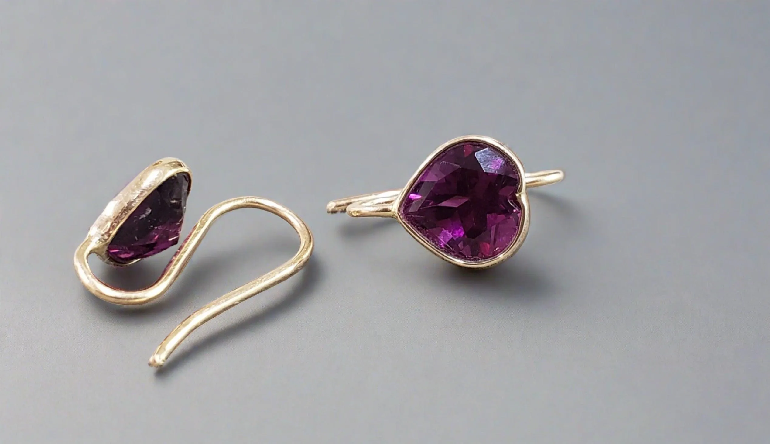 14k Rhodolite Garnet Gold Hear Earrings