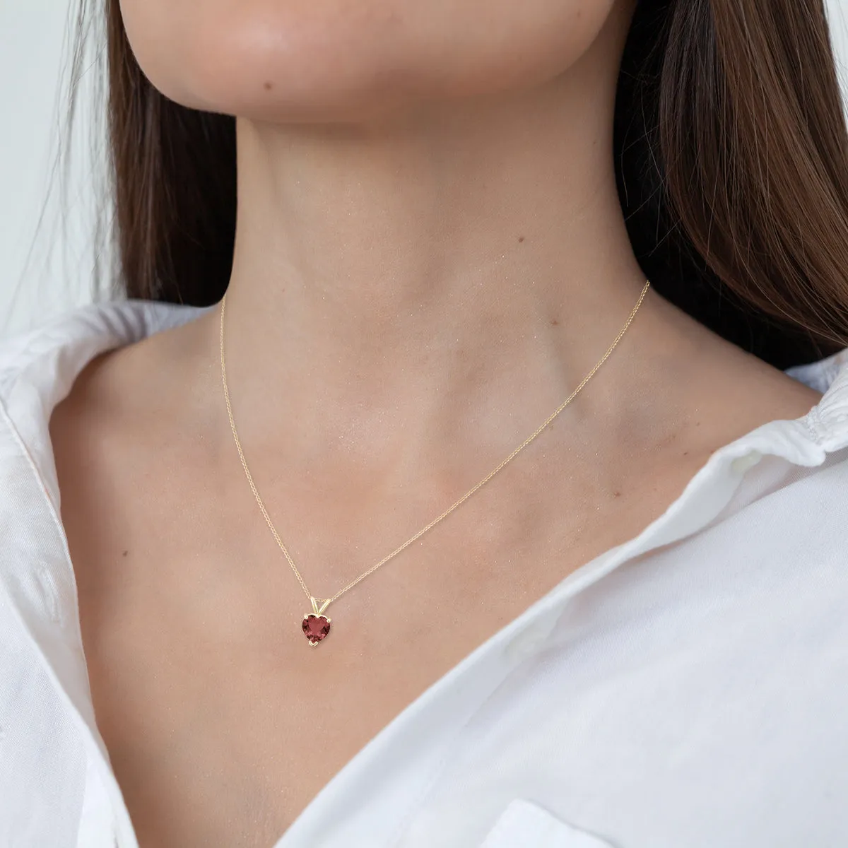 14K Yellow Gold 5Mm Heart Garnet Pendant