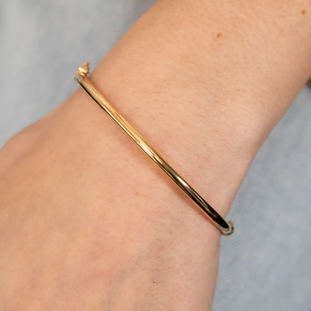 9ct Yellow Gold Silver Filled Plain Oval Hinge Bangle