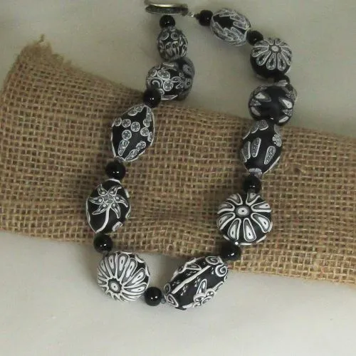 Black and White Handmade Fair Trade Bead Necklace Samunnat