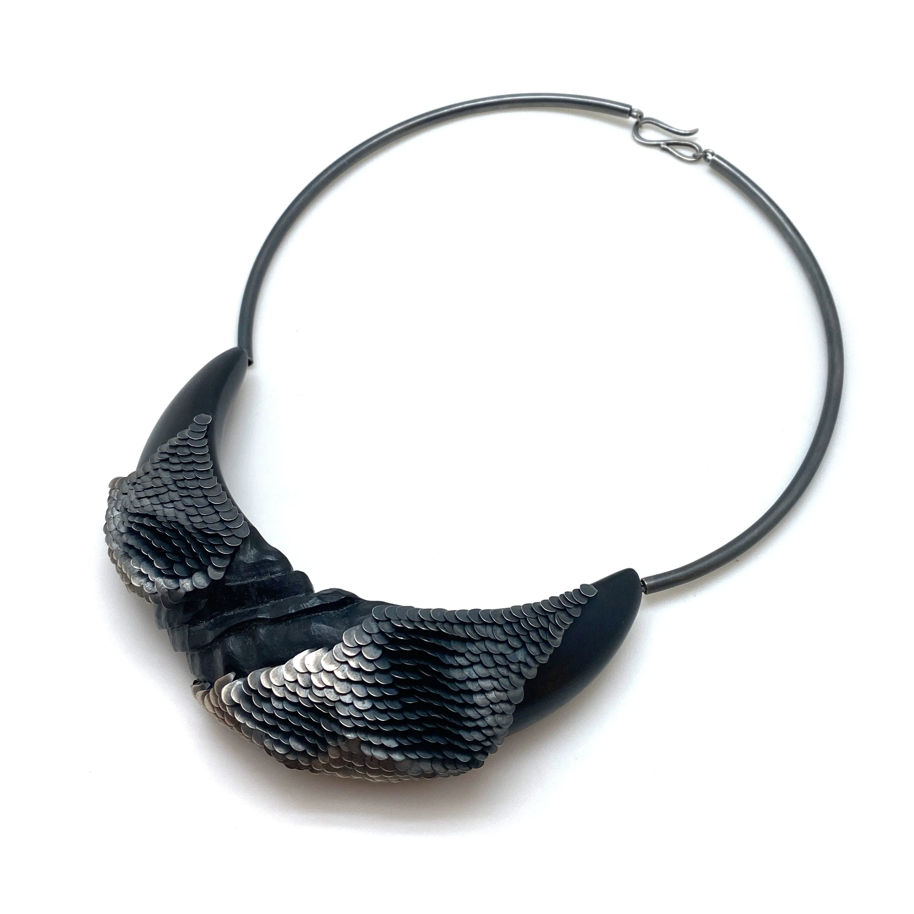 Black Scale Texture Collar