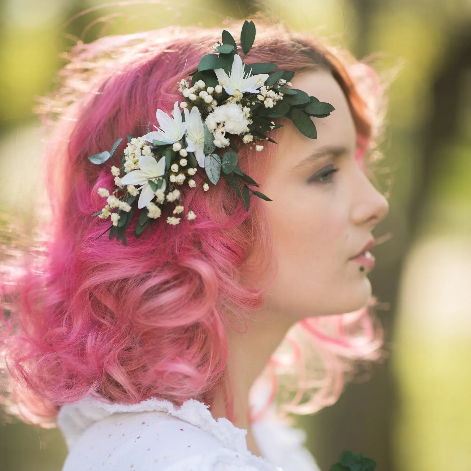 Boho bridal comb Natural greenery hair comb Flower headpiece for bride Preserved eucalyptus comb White and green flower comb Magaela