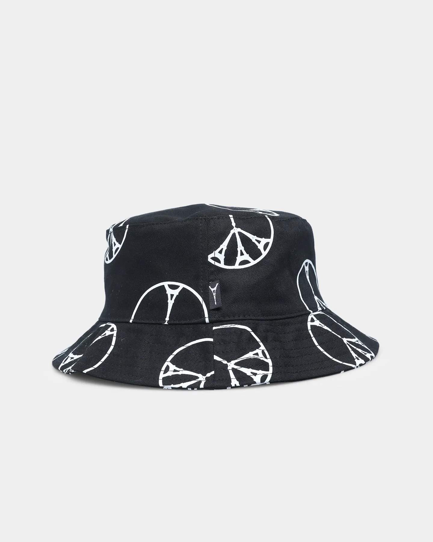 Carre Peace All Over Bucket Hat Black/White