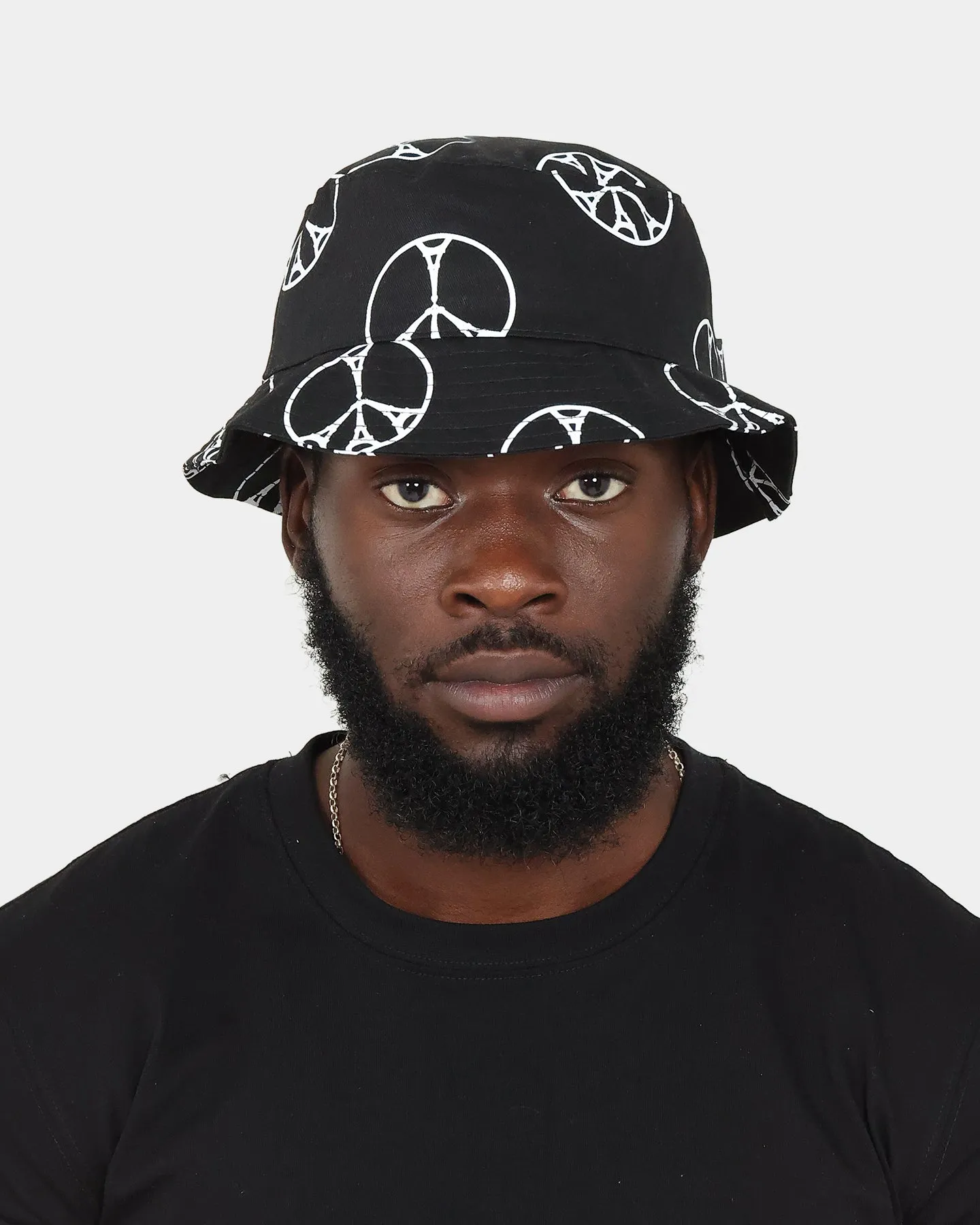 Carre Peace All Over Bucket Hat Black/White