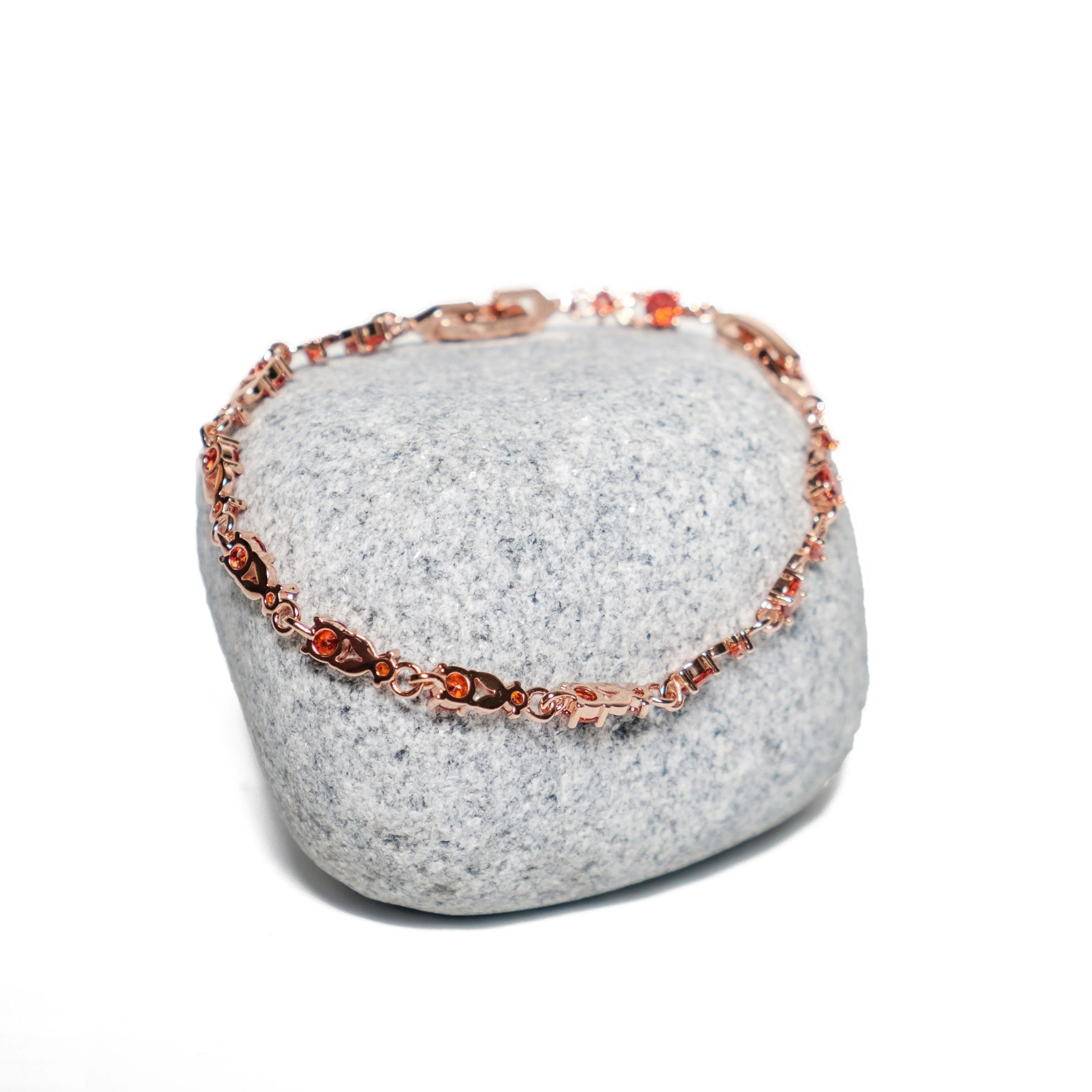 Chokore Garnet Linkchain Bracelet