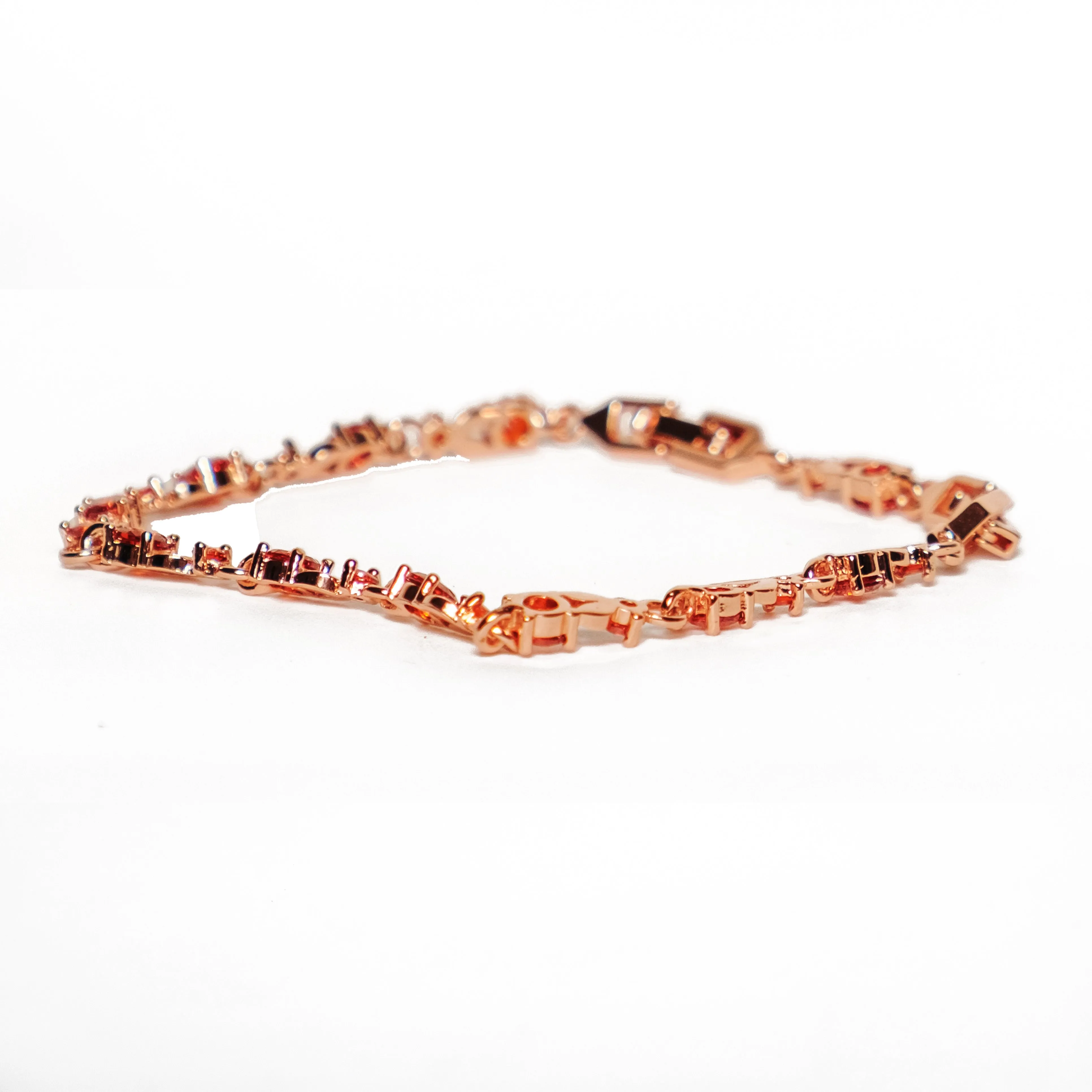 Chokore Garnet Linkchain Bracelet