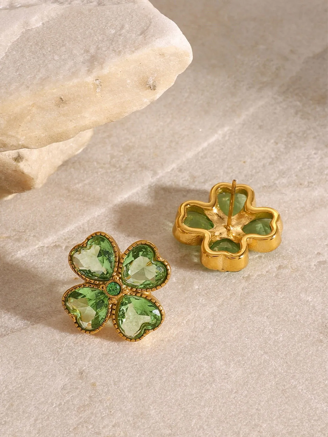 Clover Stud Earrings: Elegant Jewelry for Every Occasion