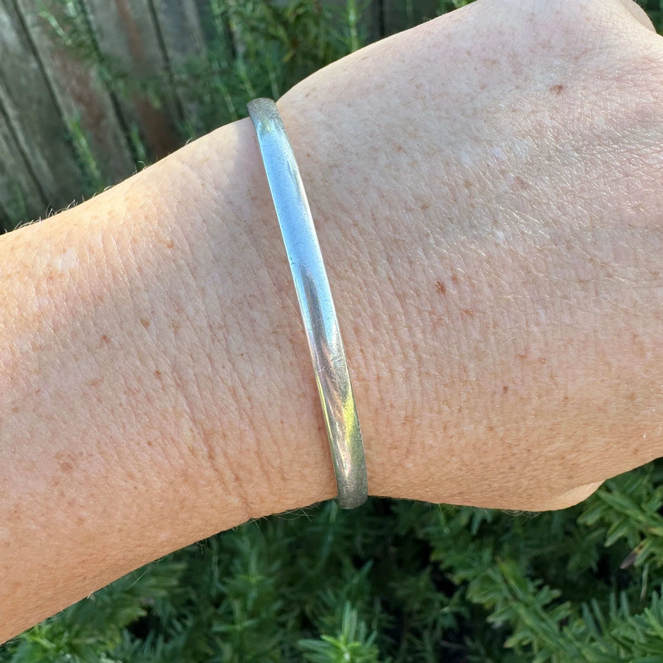 Half round 4.5mm Silver Bangle 64mm internal diameter, 20.1g