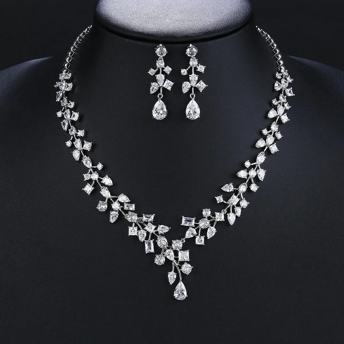 High Quality Elegant CZ Necklace And Earrings Jewelry Set, European Jewelry Bridal Wedding Party, Dress Accessories CN10418