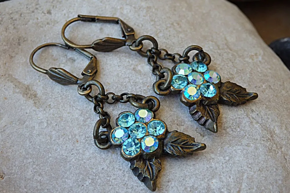 Leaf turquoise earrings