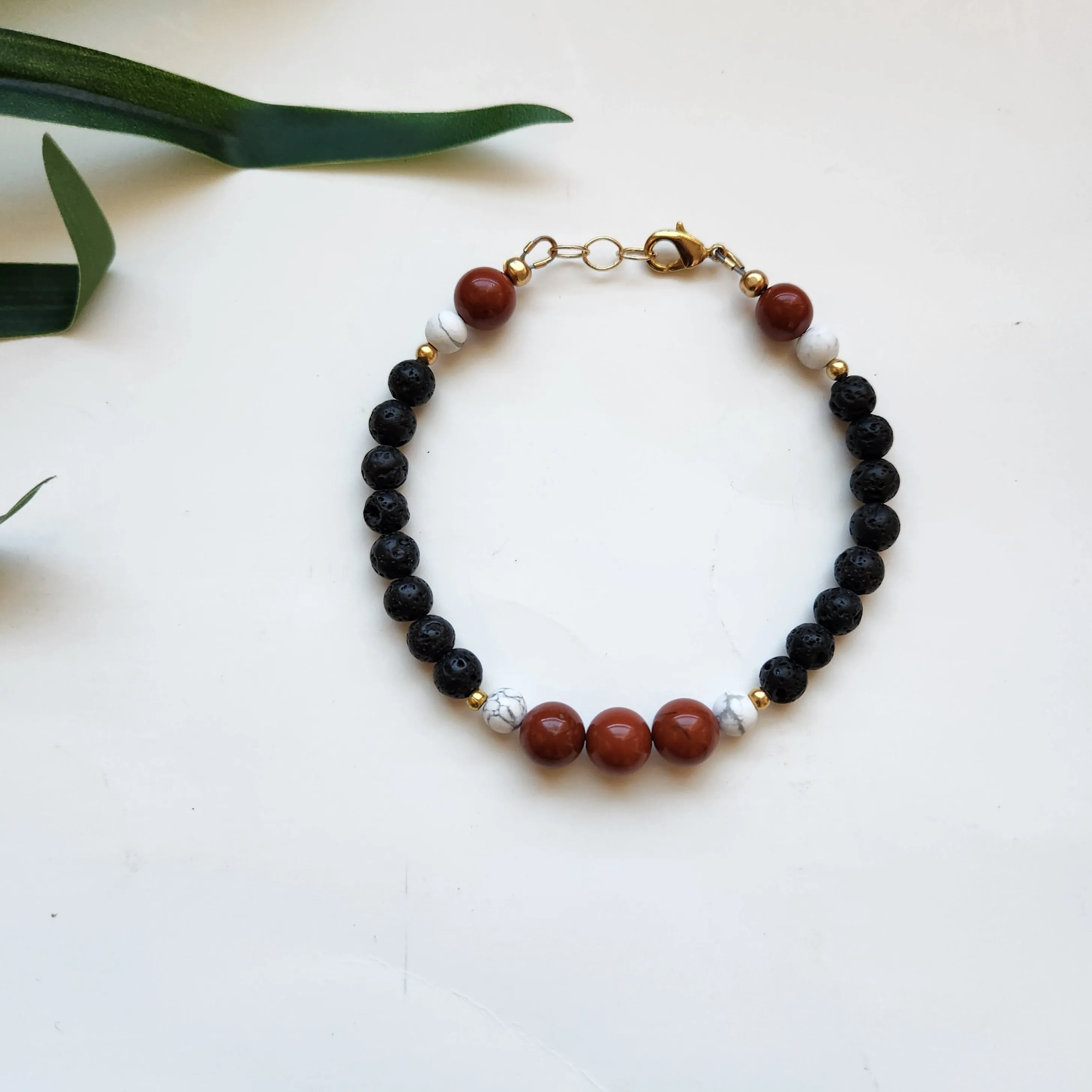 Les.bijoux.de.sandou Garnet Bracelet