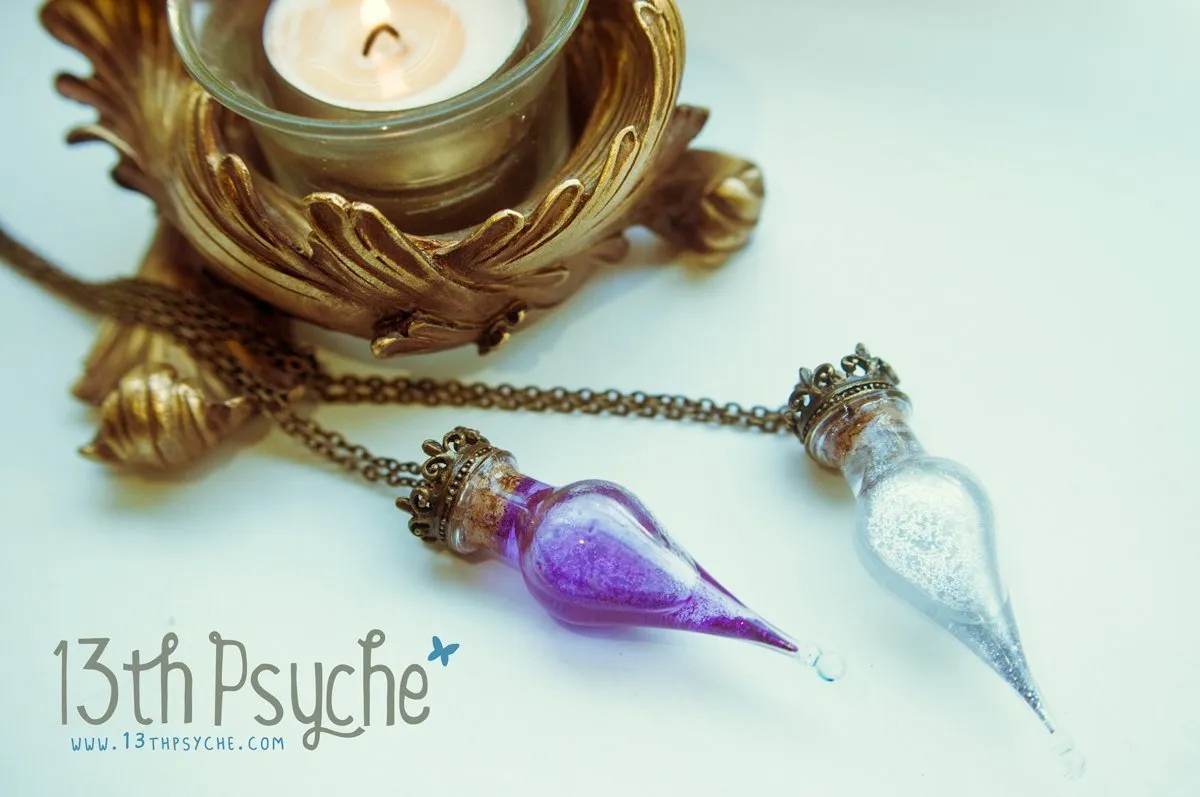 Magic potion bottle pendant necklace