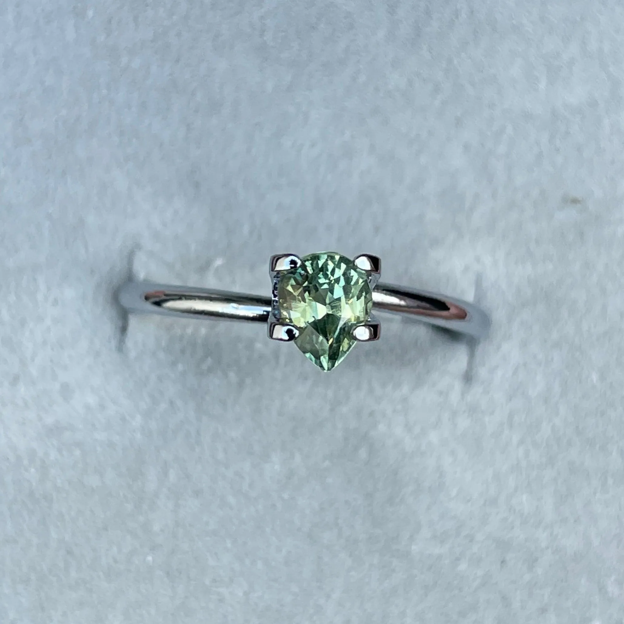 Natural Green Sapphire | Pear Cut | 5.90 x 4.60 mm | 0.77 Carat | Loose Sapphire | Unset Sapphire | Engagement Ring | Sapphire Ring