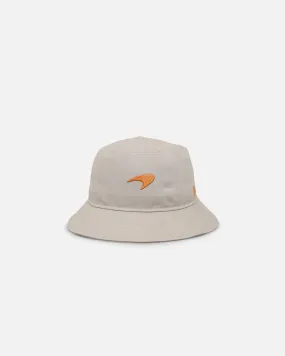 New Era McLaren Speedmark Seasonal Bucket Hat Light Beige