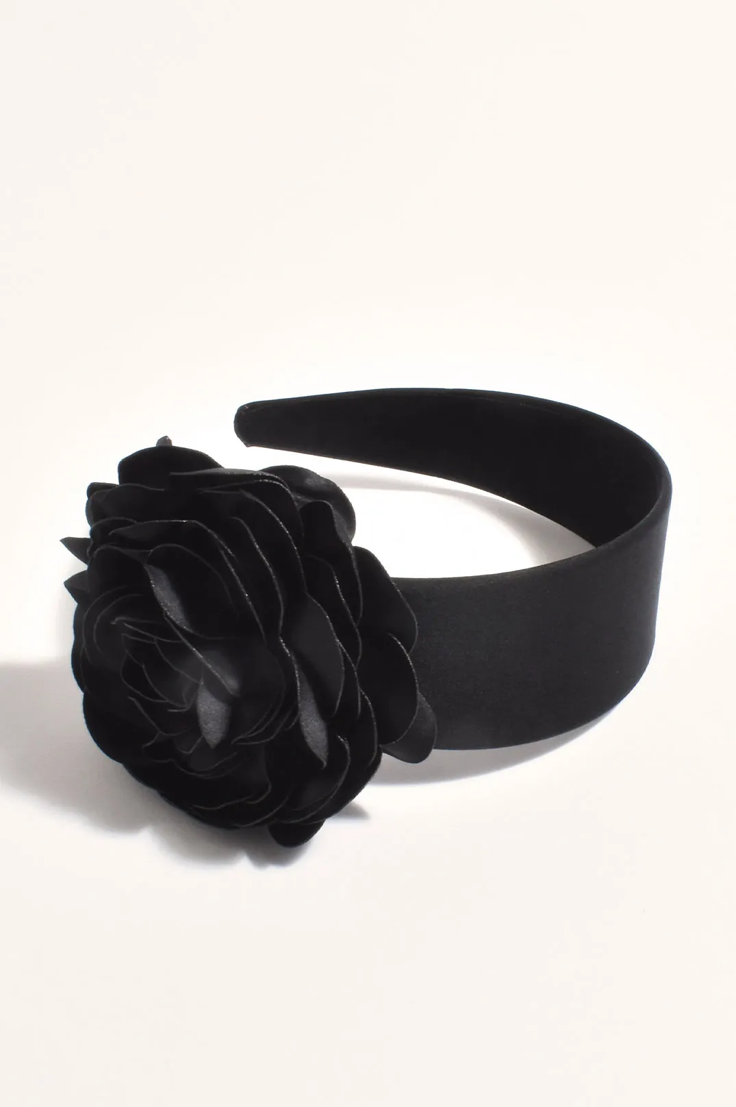 Oversize Rose Event Headband in Black