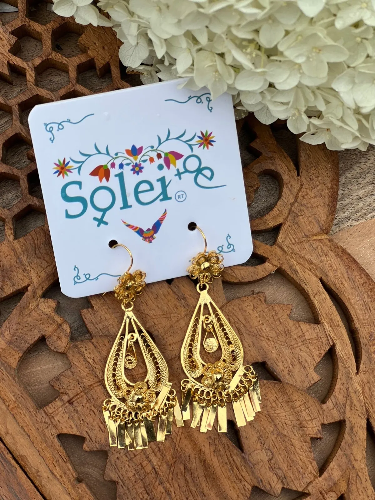 Pera Gota Filigree Earrings