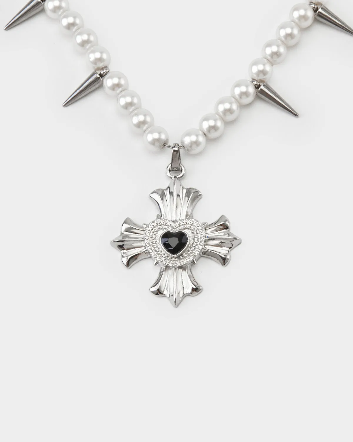 RADIANCE Thorn Pearl Necklace