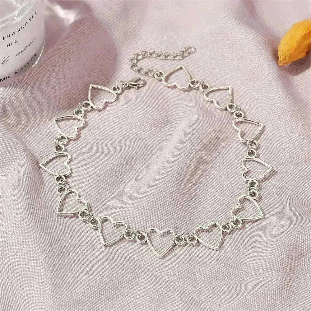 Simple Hollow Heart Temperament Peach Heart Clavicle Chain Necklace for Women