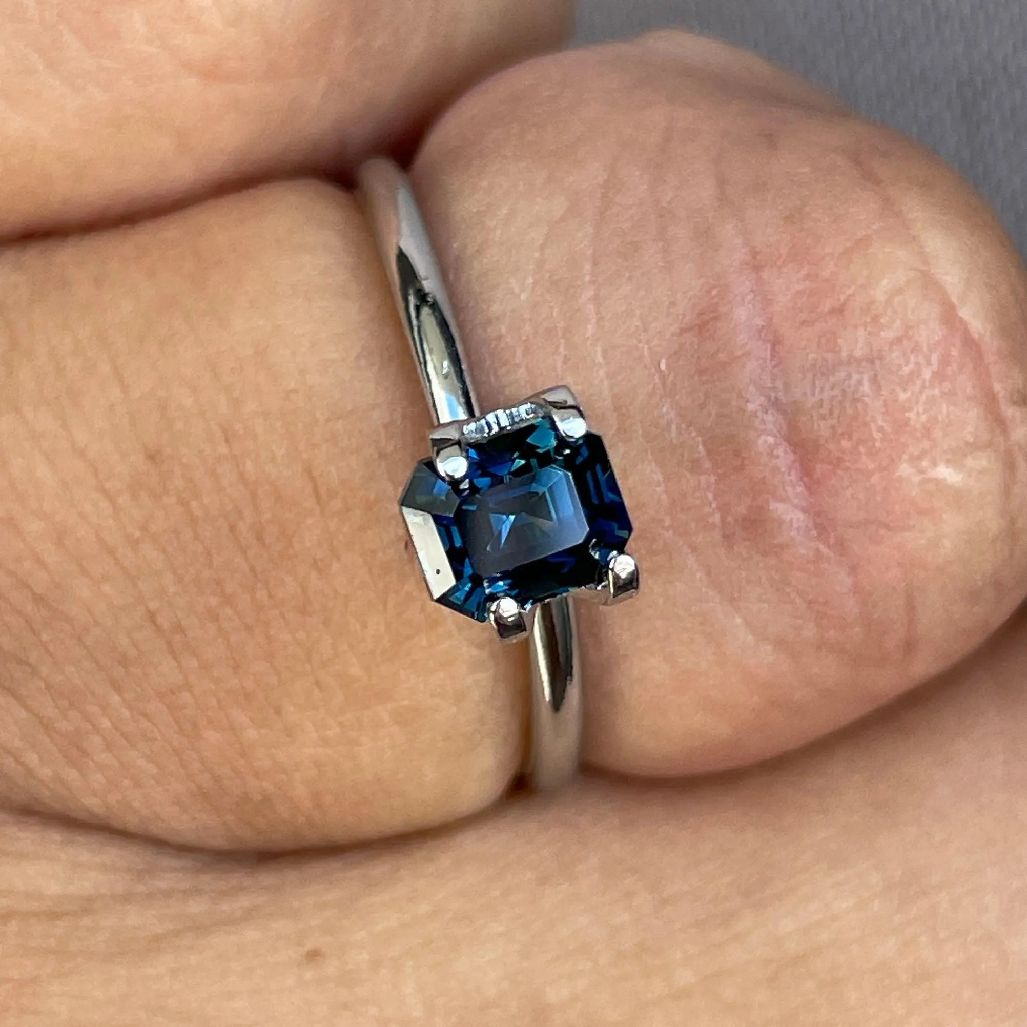 Teal Sapphire 1.13 Ct, Natural Teal Sapphire