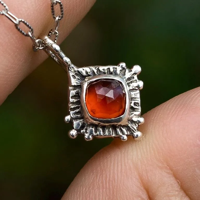 TRINITY / Garnet Pendant