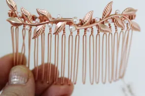 Twigs and Pearls Hair Comb