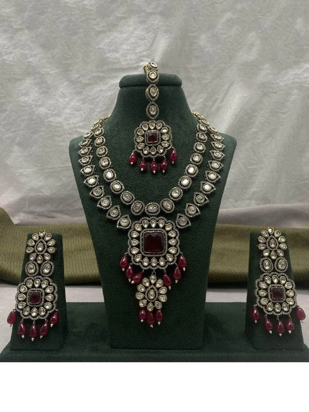 Victorian Kundan Set