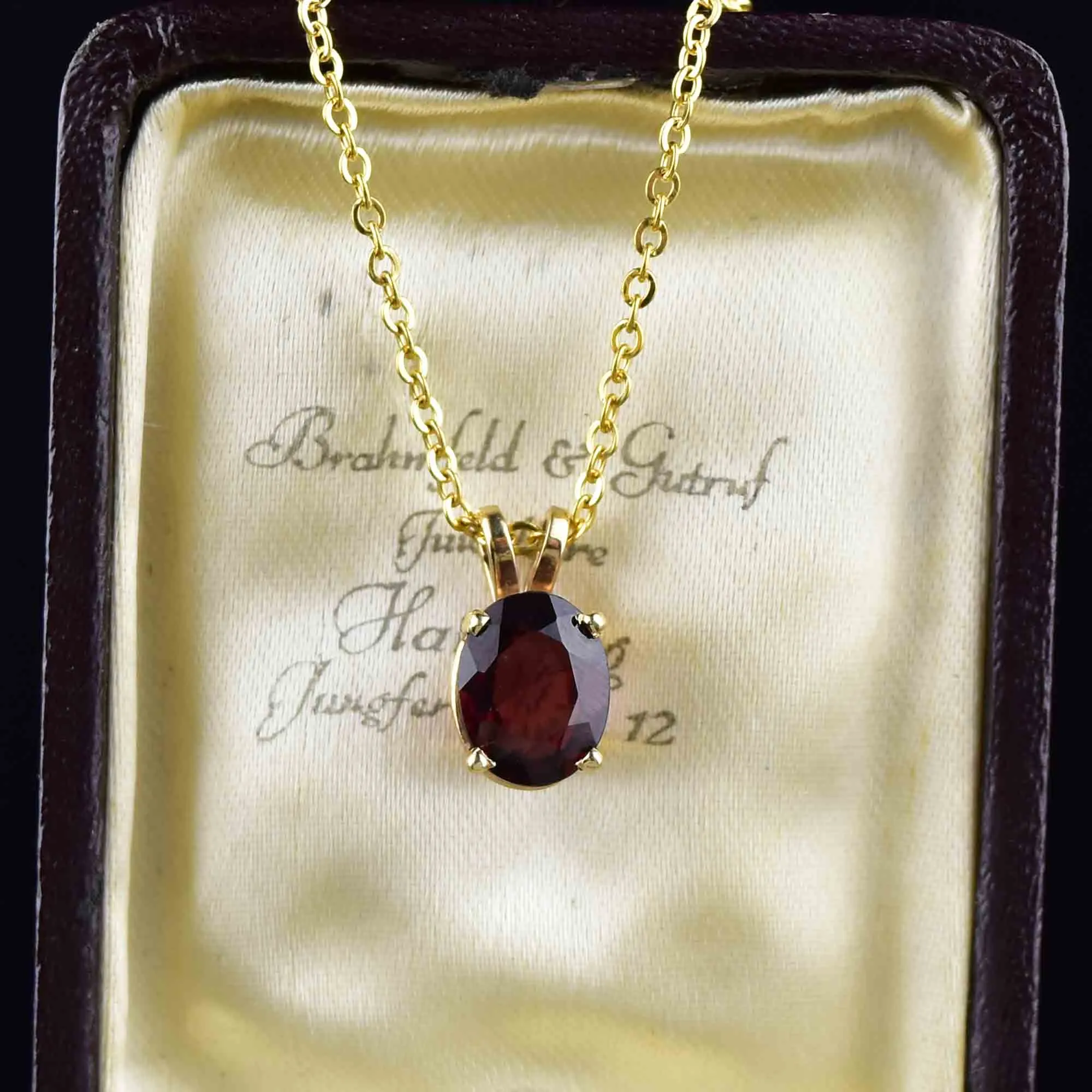 Vintage 14K Gold Garnet Solitaire Pendant Necklace