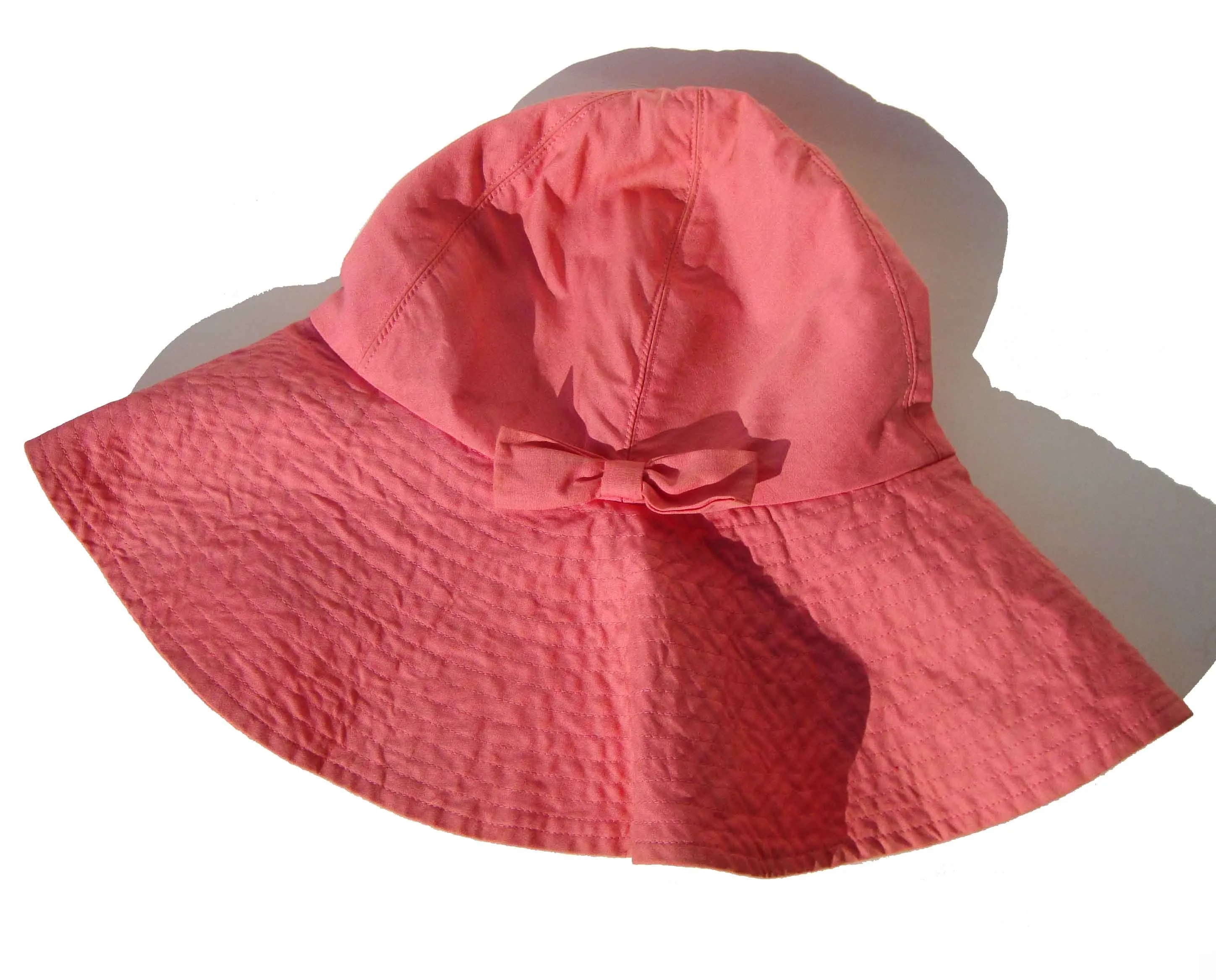 Vintage 50s Pink Beach Hat - Bloomingdale’s