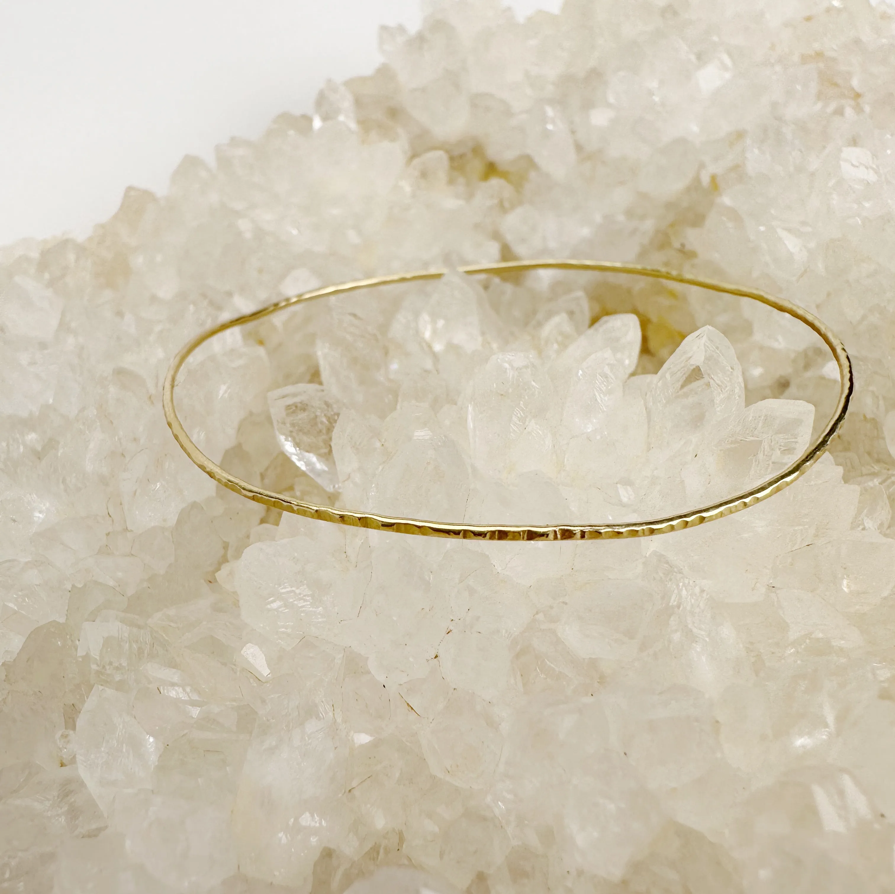 Woodgrain Hammered Gold Bangle