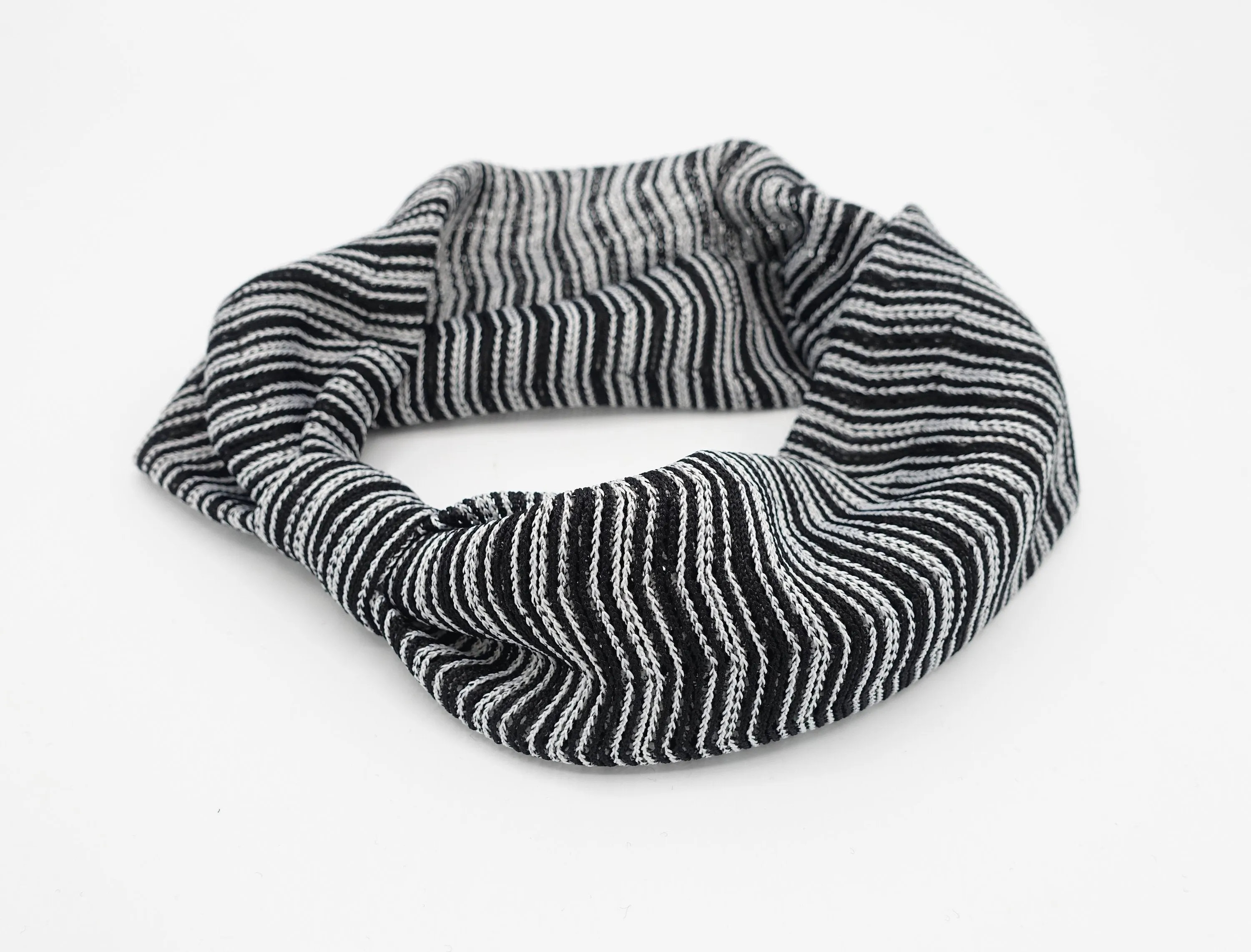 Zigzag knit turban headband